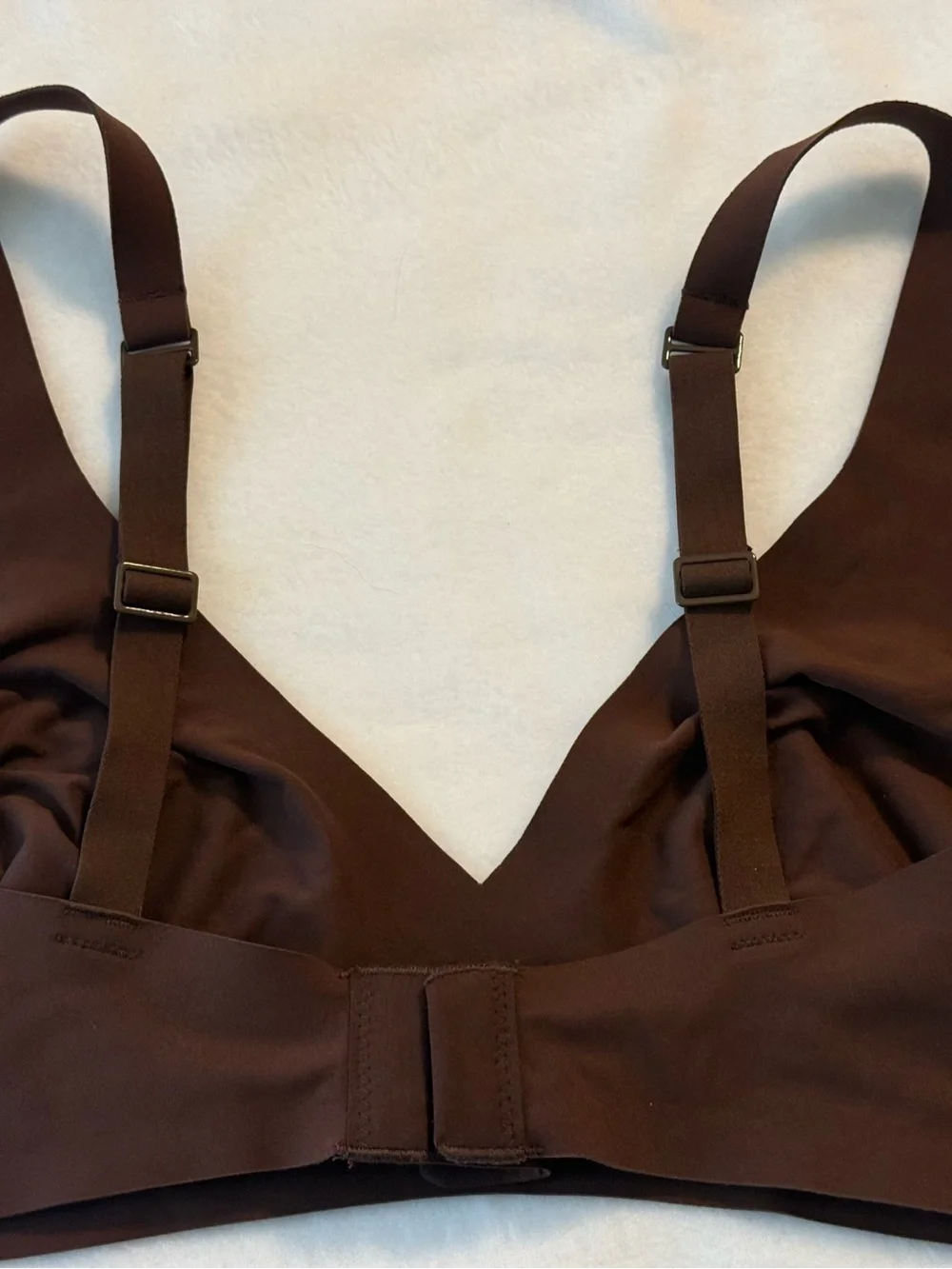 New without tags. SKIMS Bralettte. Brown. Small.